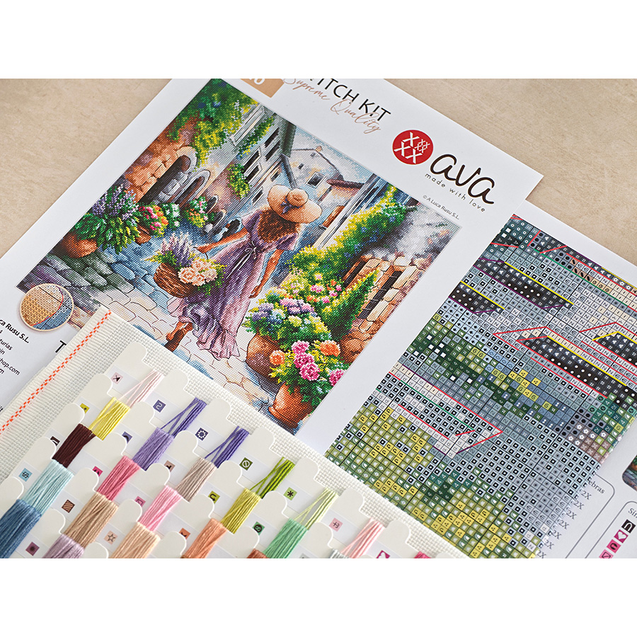 Kit Broderie Point De Croix Abillyn - Motif Love And Flowers - Tissu Préimprimé
