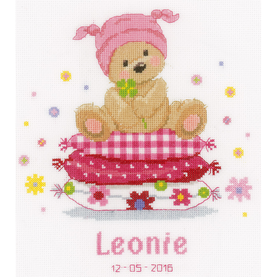 Point de croix pour bébé ourson et la pluie de petits coeurs PN-0166613