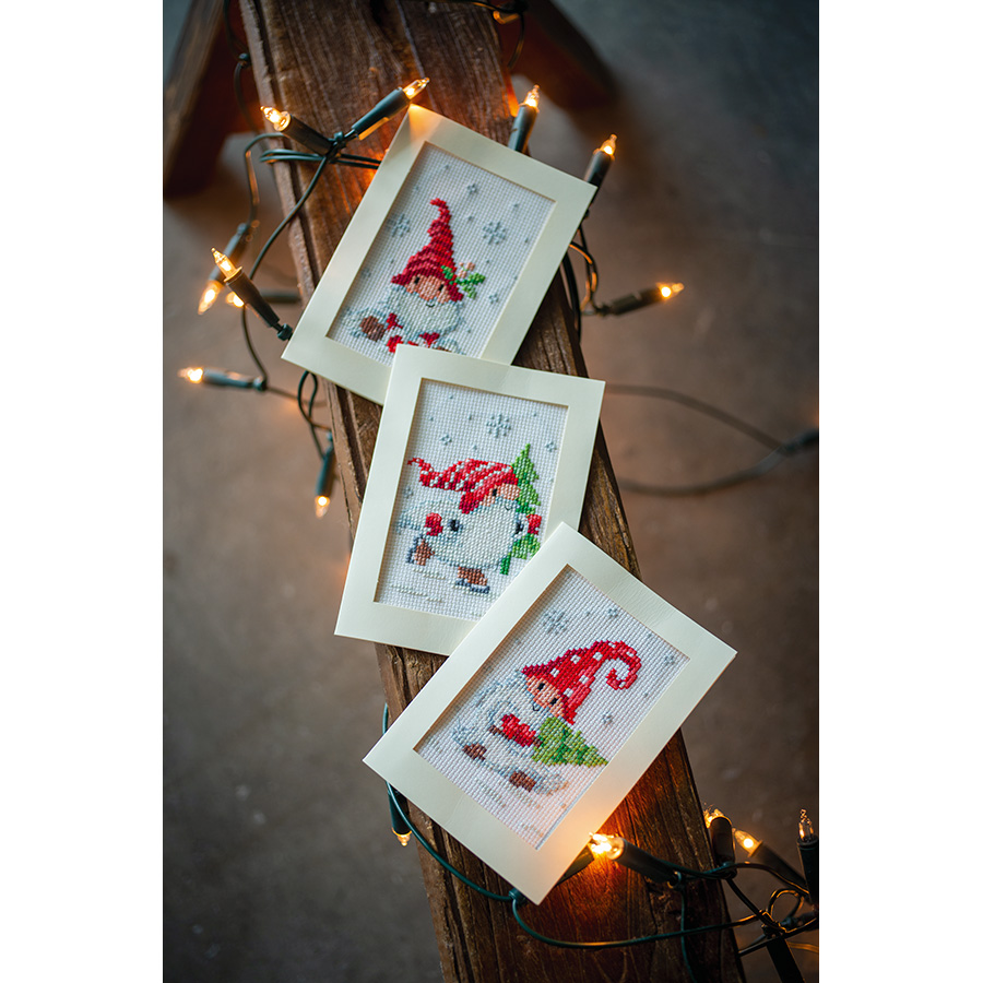 Lot de 4 épingles de vacances St Nick bonhomme de neige motif