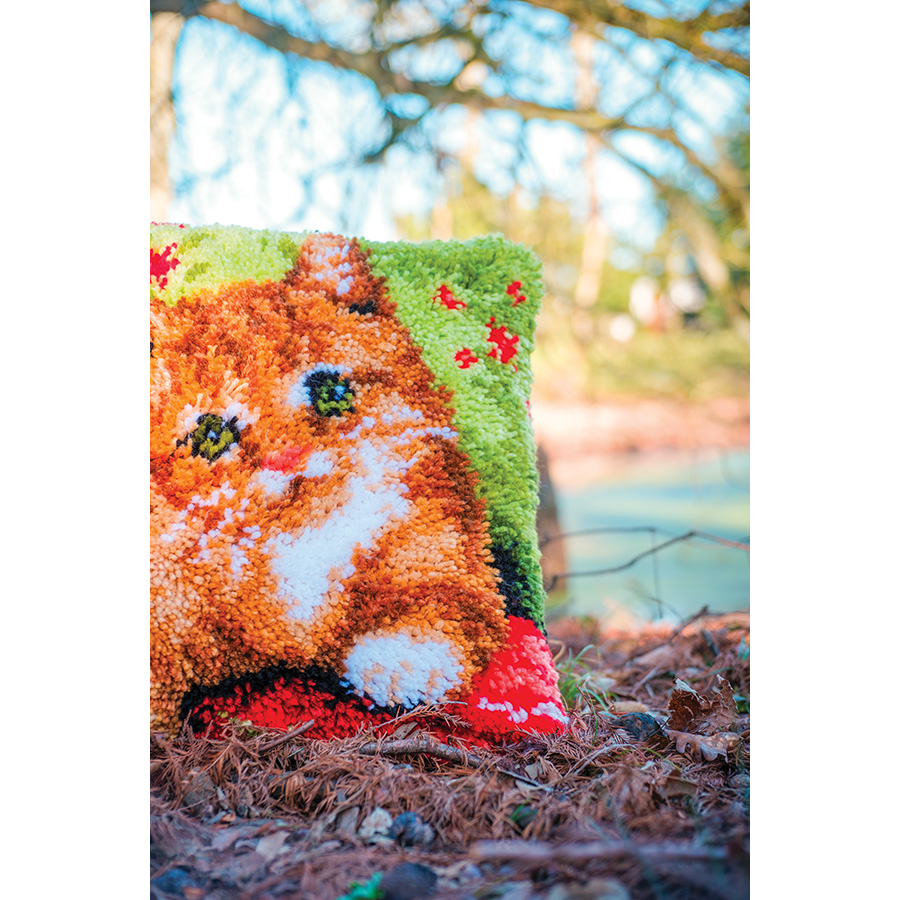 Vervaco Kit de Coussin au Point de Croix, Chat dans Un Champ de Fleurs