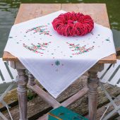 Kit de nappe à broder - Vervaco - Arbre de Noël avec décoration