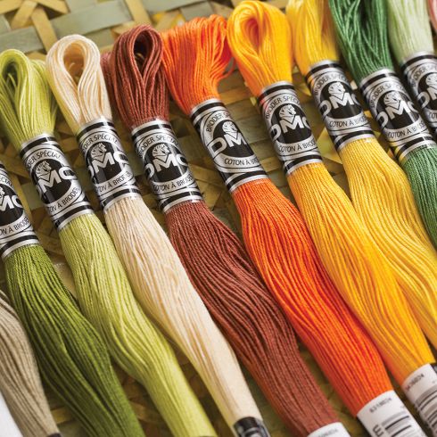 Baker Ross – Lot De 15 Fils à Broder – Couleurs Assorties – 8 M Chacun – Dès 5 Ans – Idéal Pour Bracelets D'amitié Et Loisirs Créatifs