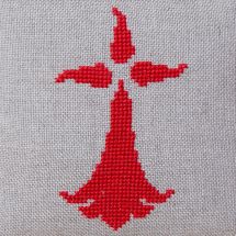 Kit broderie point de croix - Nimuë fée main - Hermine bretonne rouge