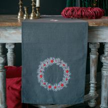 Kit de chemin de table à broder - Vervaco - Motifs de Noël
