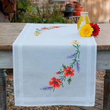 Kit de chemin de table à broder - Vervaco - Fleurs et lavande