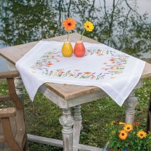 Kit de nappe à broder - Vervaco - Lavande et fleurs des champs